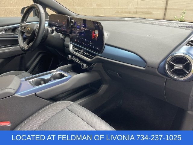2024 Chevrolet Equinox EV LT - Photo 27