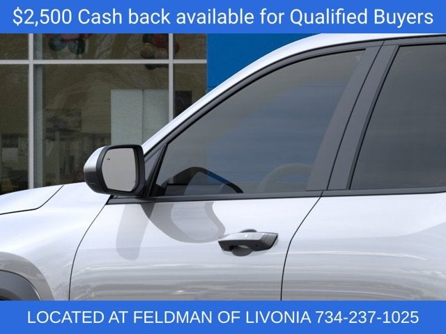 2027 Chevrolet Equinox LT - Photo 12