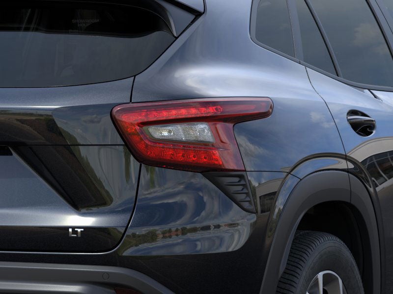 2025 Chevrolet Trax LT - Photo 11