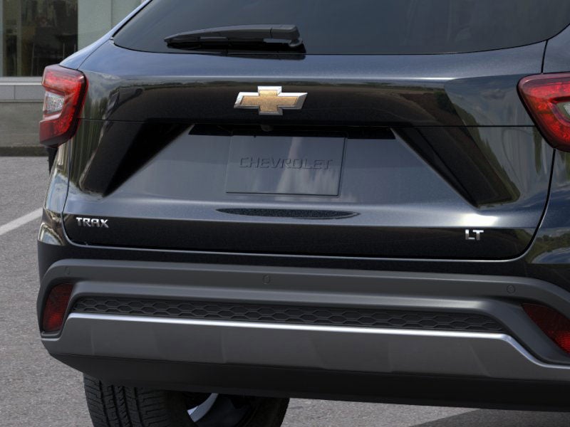 2025 Chevrolet Trax LT - Photo 14