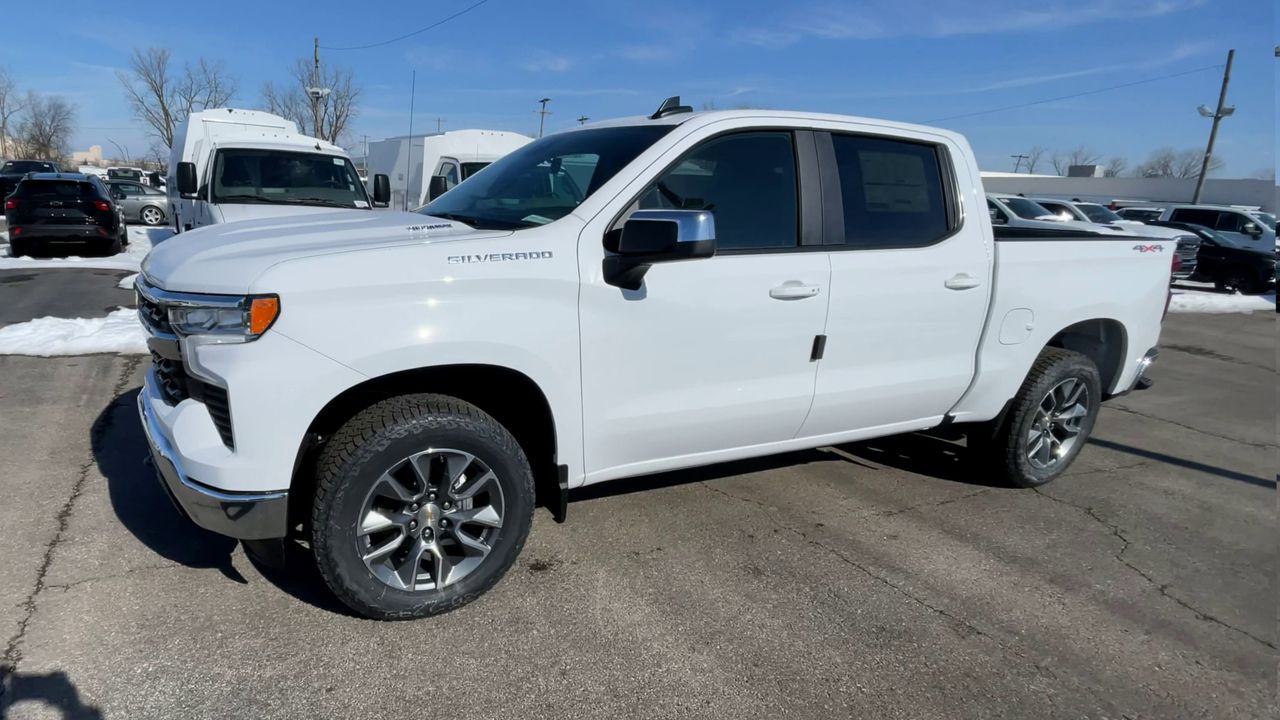 2026 Chevrolet Silverado 1500 LT (2FL)