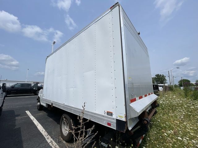 2014 Chevrolet Express 4500 Base Cutaway