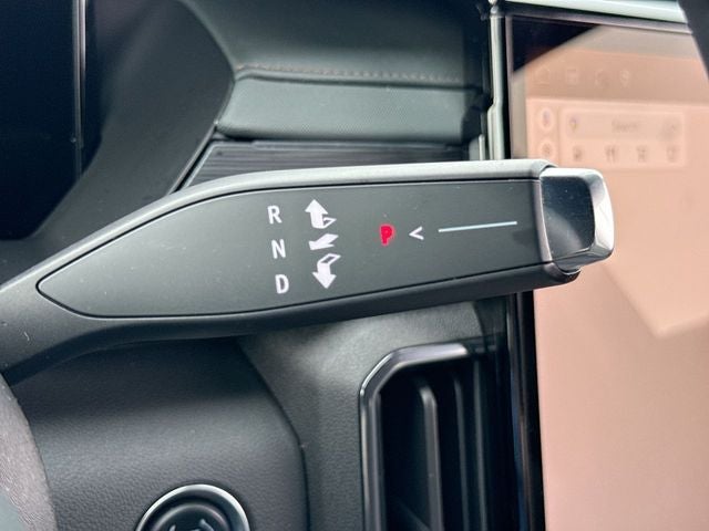 2024 GMC Acadia AT4