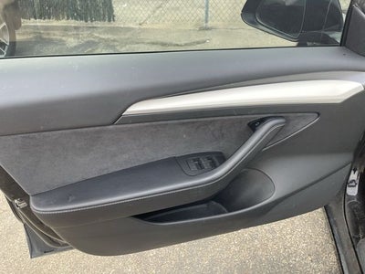 2022 Tesla Model 3 Base