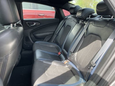 2015 Chrysler 200 S