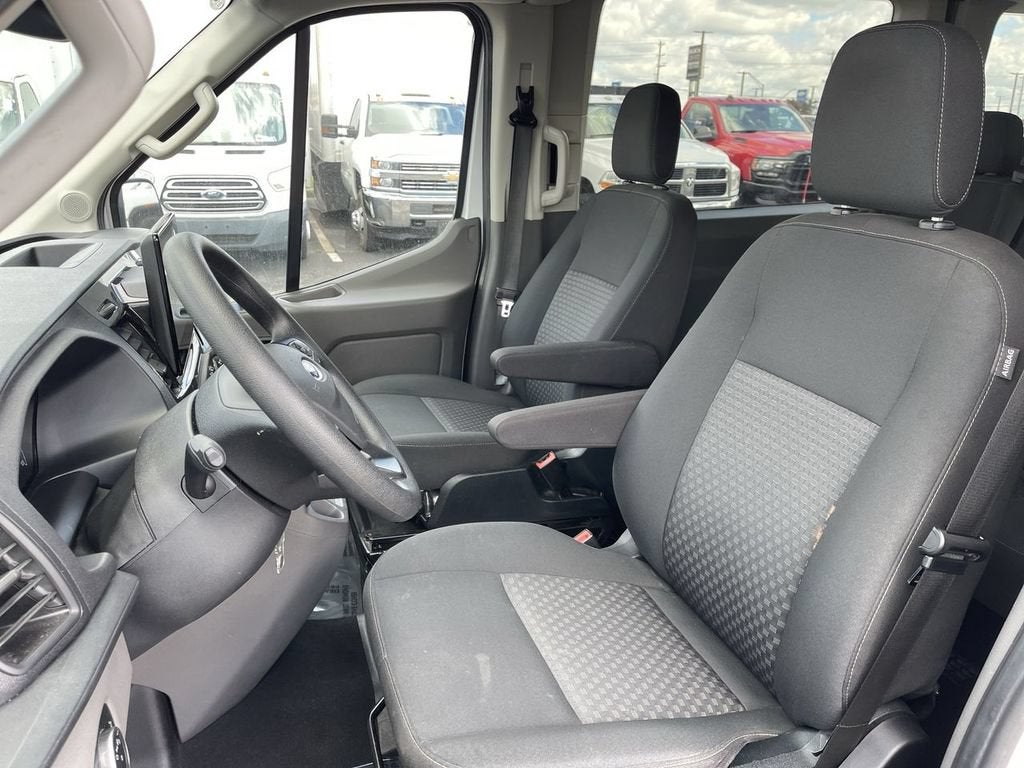 2023 Ford Transit Passenger Wagon XL