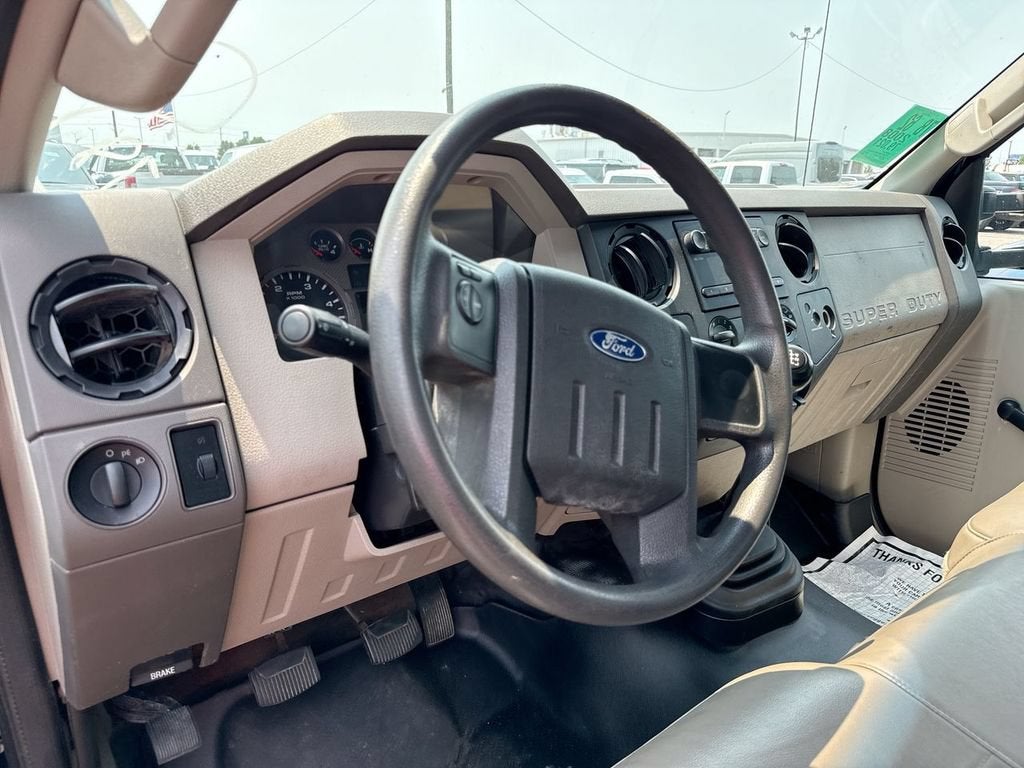 2008 Ford Super Duty F-550 DRW XL