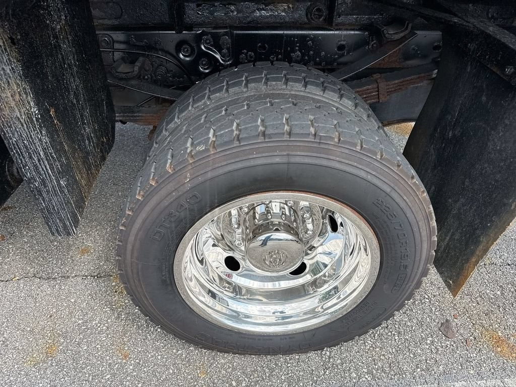 2014 Ford Super Duty F-550 DRW XL