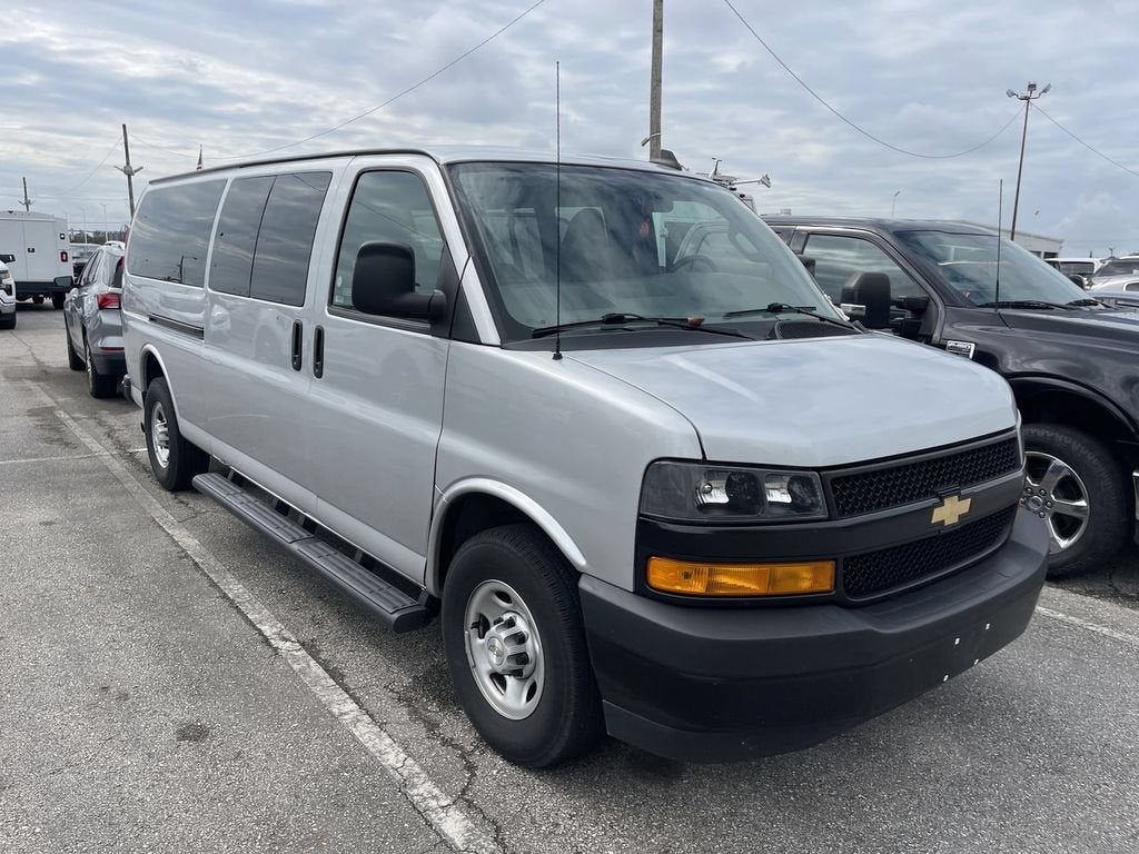 2023 Chevrolet Express Passenger 3500 LS