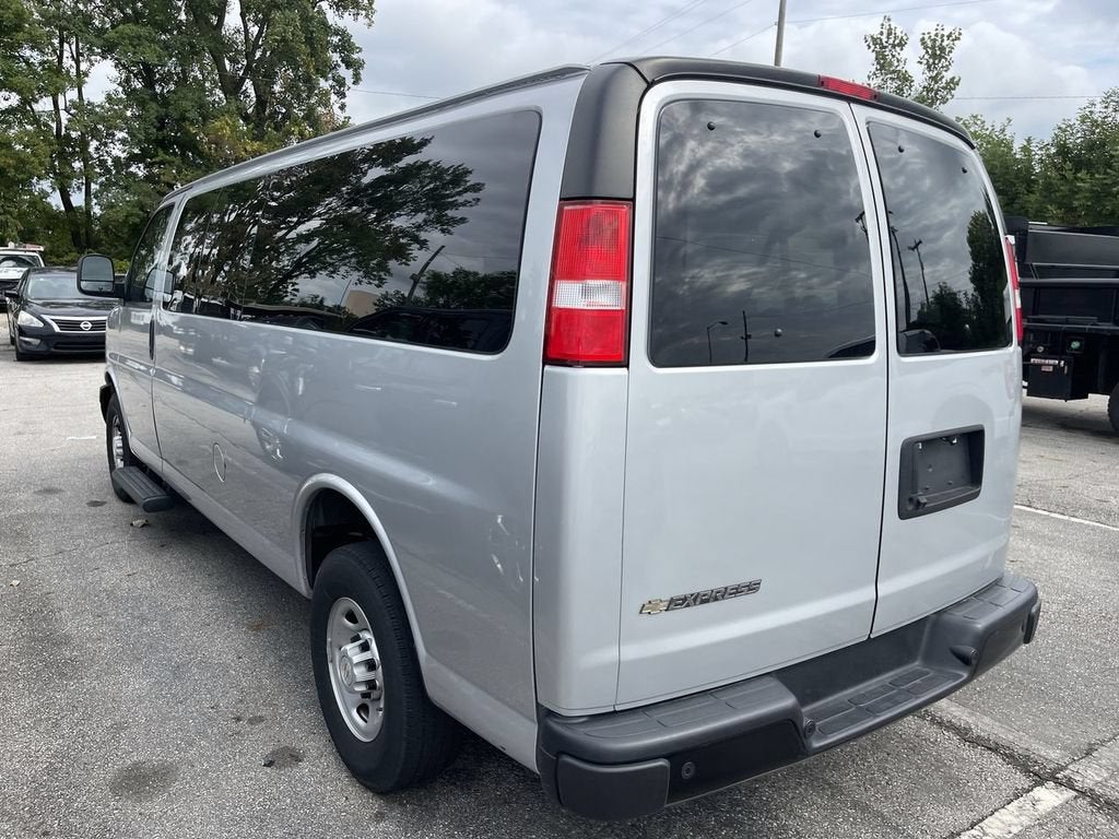 2023 Chevrolet Express Passenger 3500 LS