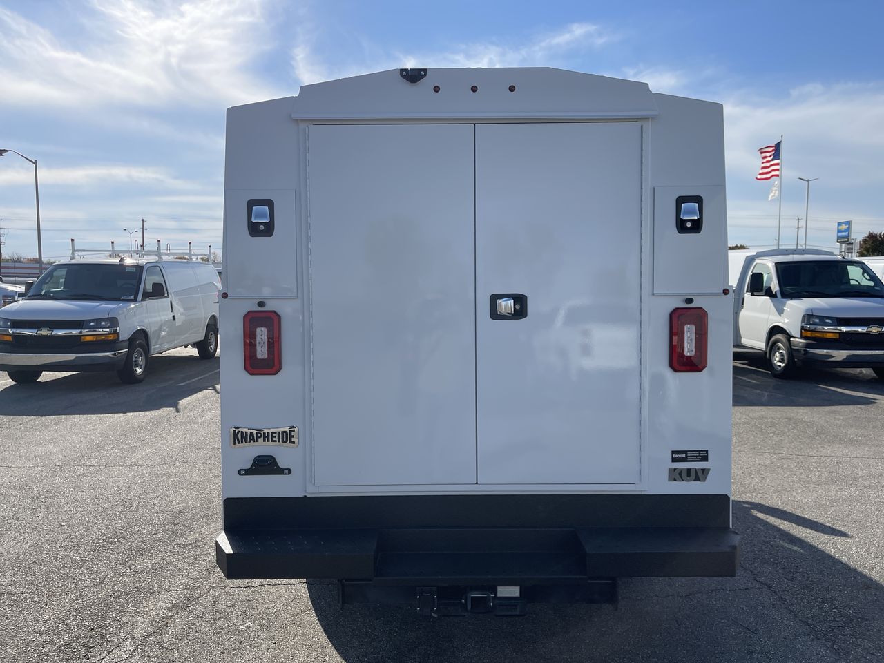 2025 Chevrolet Express Cutaway 3500 1WT