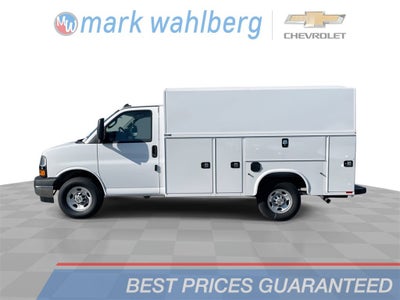 2025 Chevrolet Express Cutaway 3500 1WT