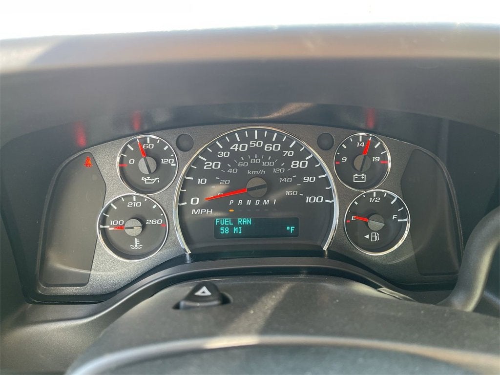 2025 Chevrolet Express Cutaway 3500 1WT