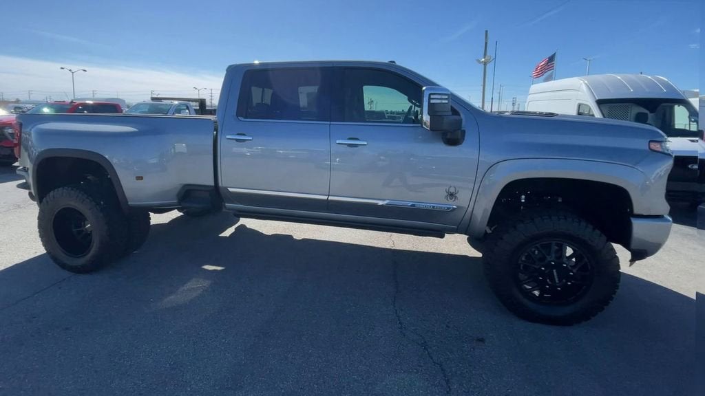 2026 Chevrolet Silverado 3500 HD High Country DRW