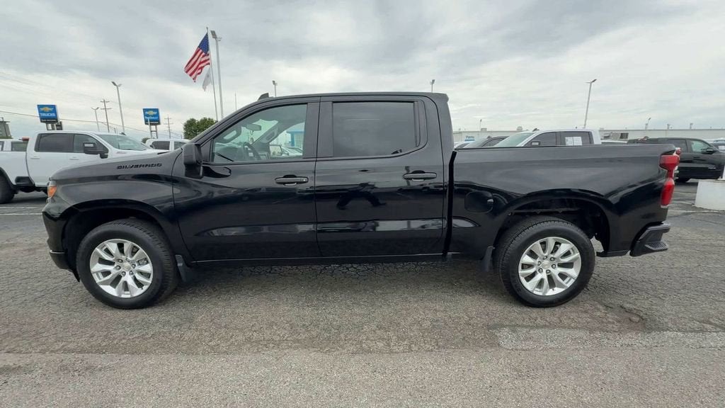 2023 Chevrolet Silverado 1500 Custom