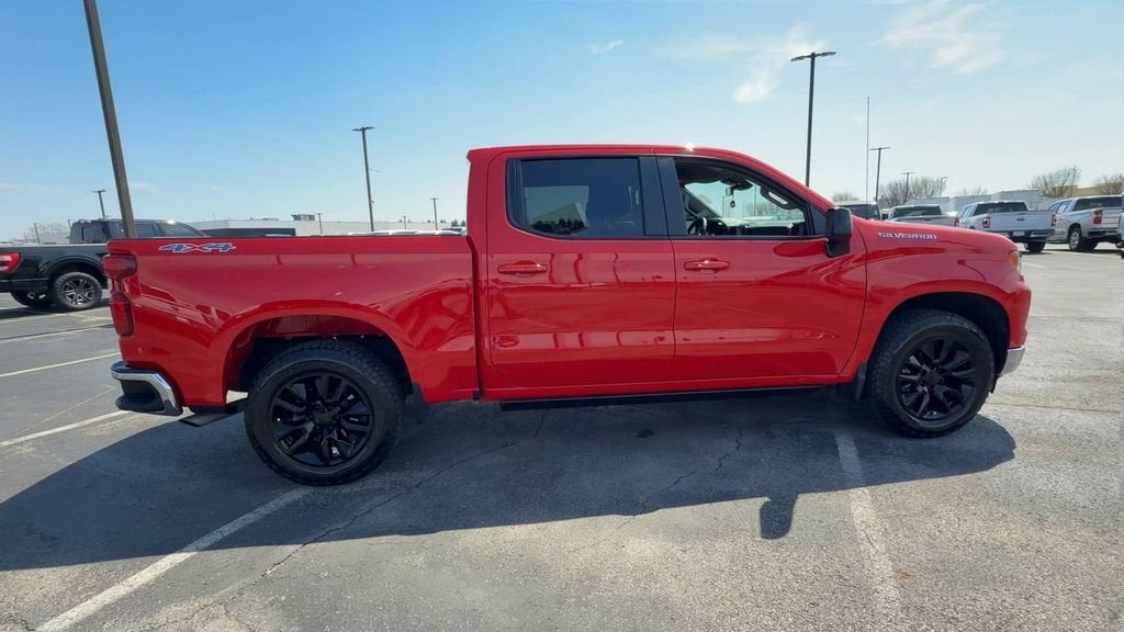2025 Chevrolet Silverado 1500 LT (2FL)