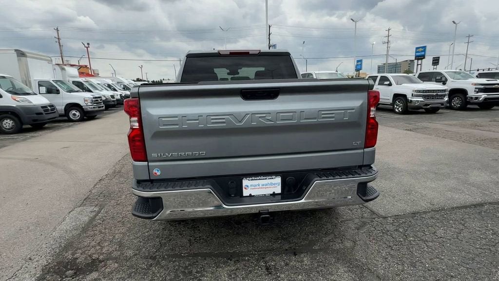 2025 Chevrolet Silverado 1500 LT (2FL)