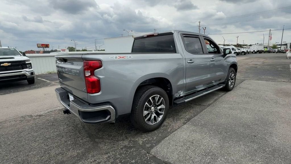 2025 Chevrolet Silverado 1500 LT (2FL)