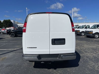 2025 Chevrolet Express Cargo WT