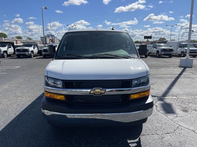 2025 Chevrolet Express Cargo WT