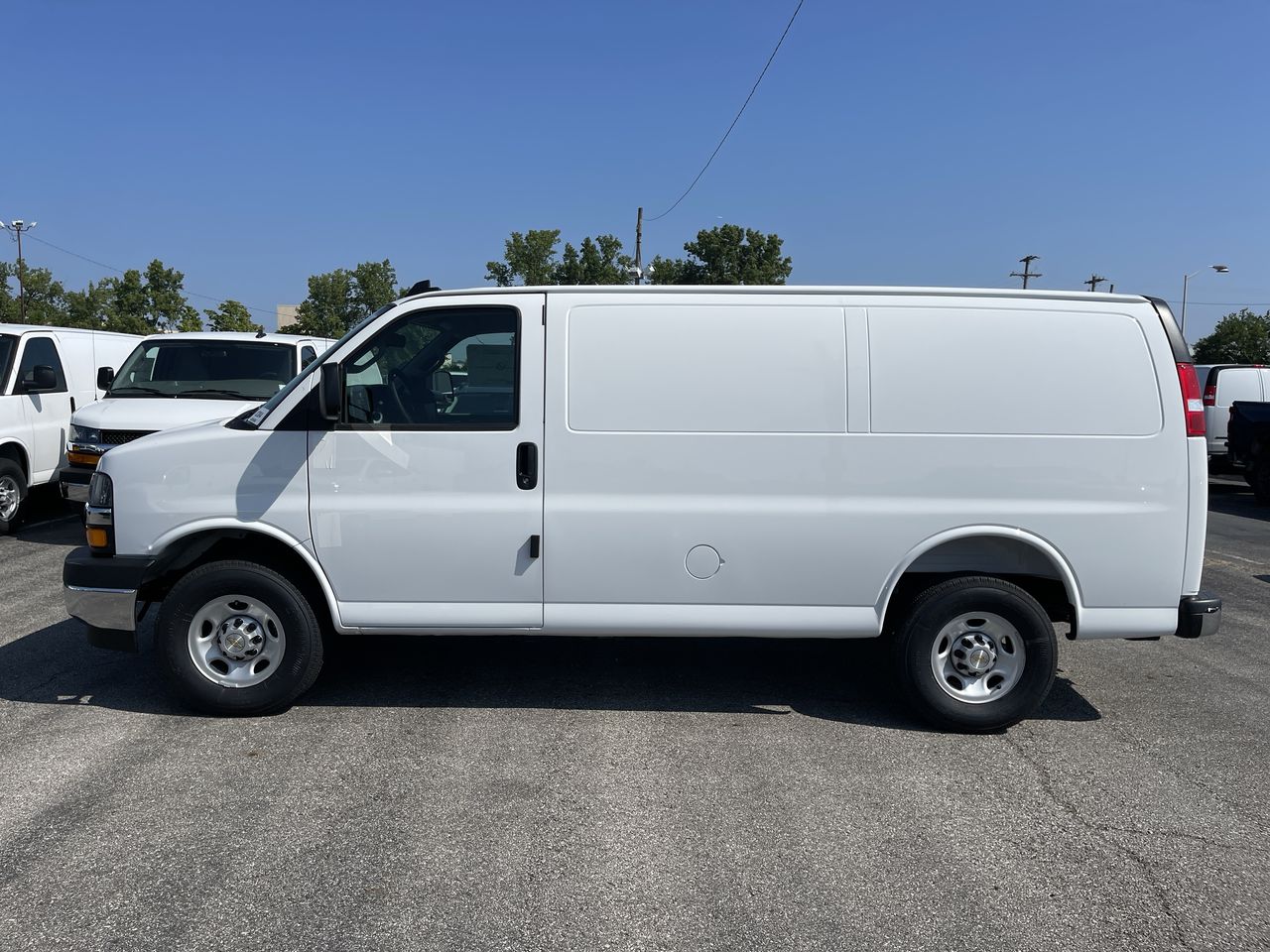 2025 Chevrolet Express Cargo 2500 WT