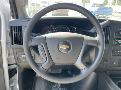 2025 Chevrolet Express Cargo WT