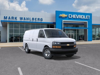 2025 Chevrolet Express Cargo 3500 WT