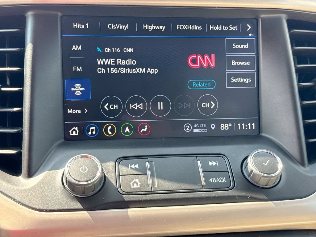 2023 GMC Acadia Denali