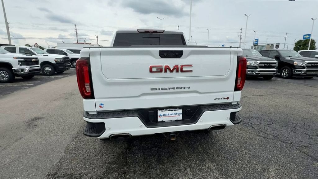 2023 GMC Sierra 1500 AT4