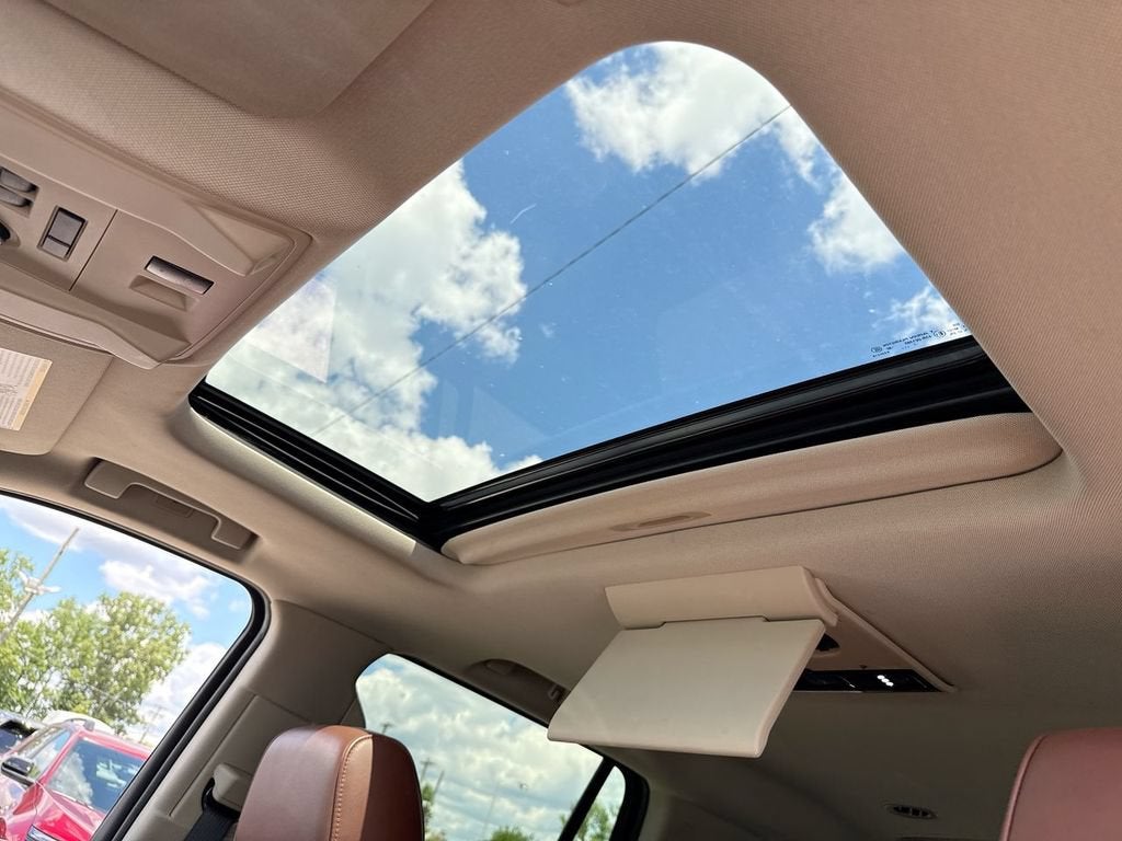 2018 Cadillac Escalade Luxury