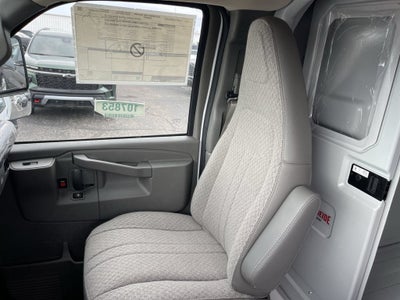 2026 Chevrolet Express Cutaway 3500 1WT