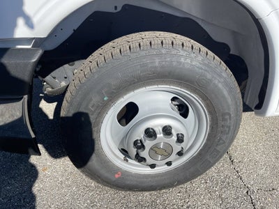 2026 Chevrolet Express Cutaway 4500 2WT