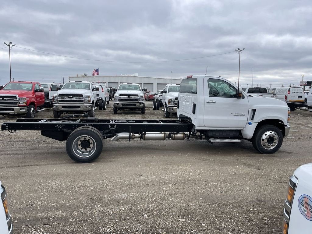 2024 Chevrolet Silverado 5500 HD Work Truck