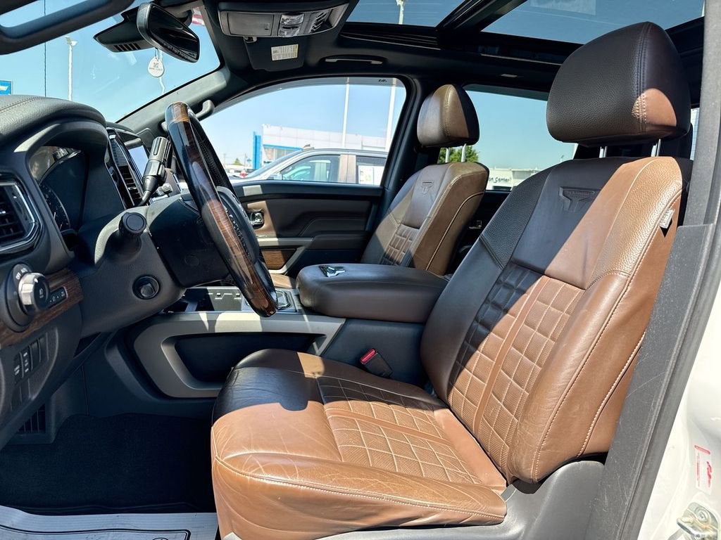 2021 Nissan TITAN Crew Cab Platinum Reserve 4x4
