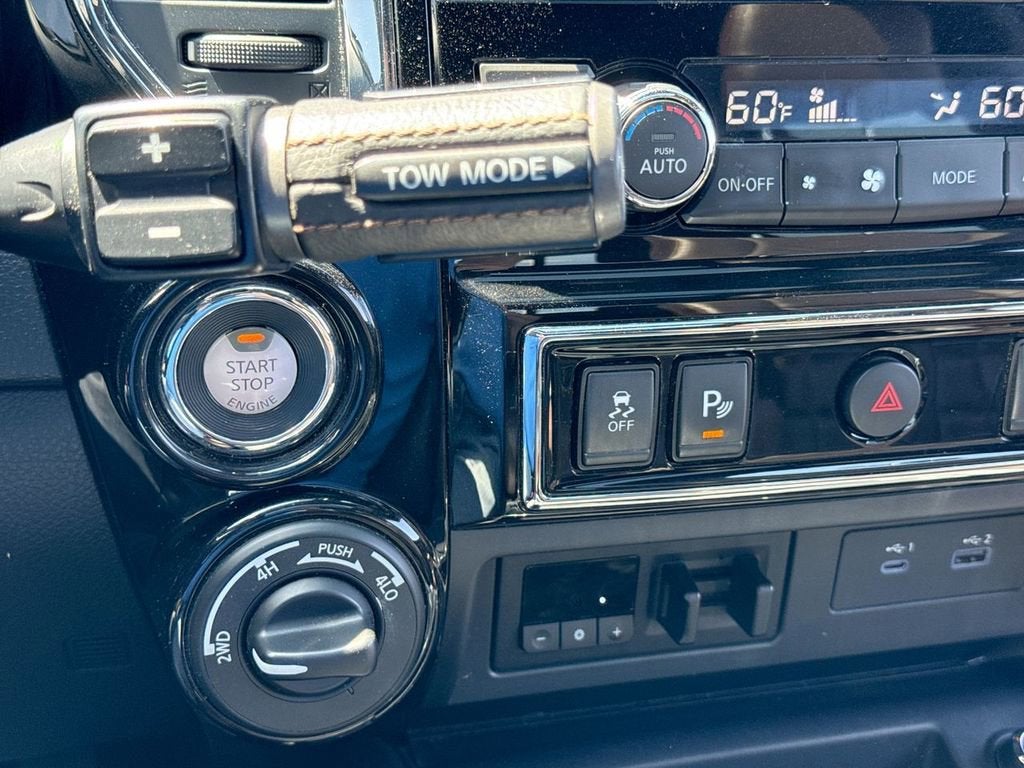 2021 Nissan TITAN Crew Cab Platinum Reserve 4x4