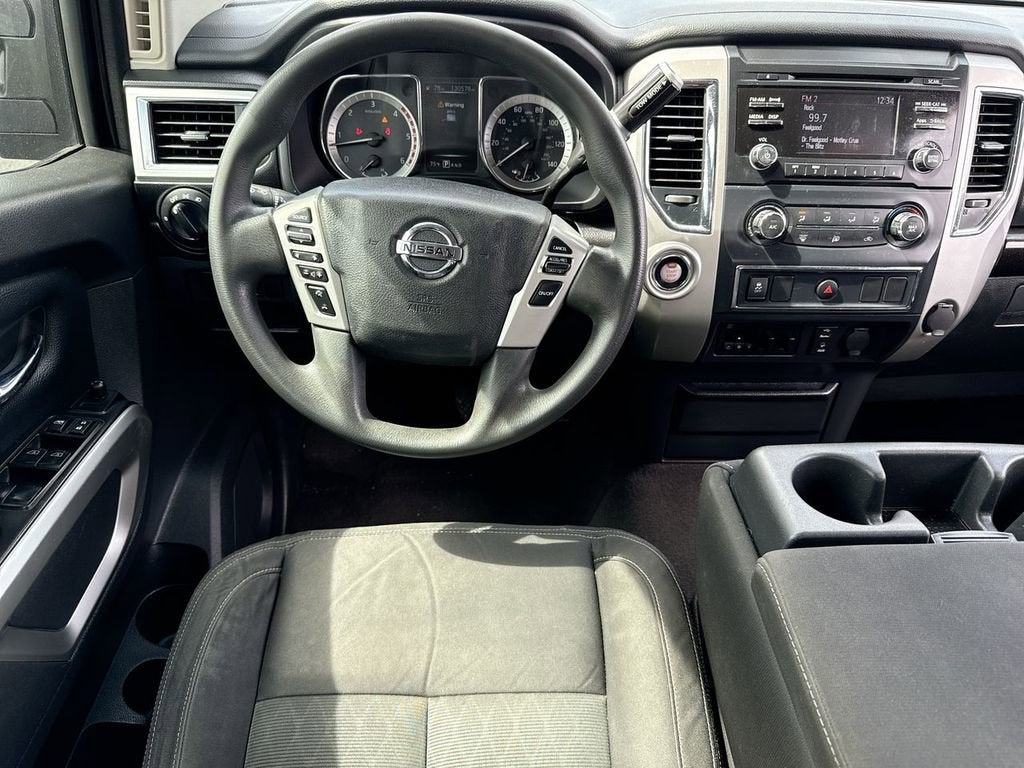 2017 Nissan Titan XD SV