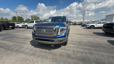 2017 Nissan TITAN XD Platinum Reserve Diesel