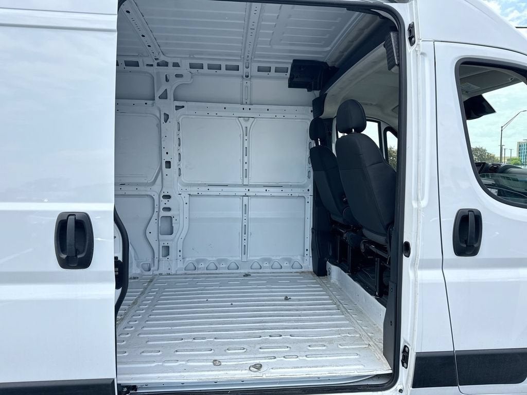 2025 RAM ProMaster 2500 Cargo Van Tradesman High Roof 136" WB w/Pass Seat