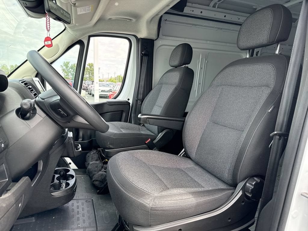 2025 RAM ProMaster 2500 Cargo Van Tradesman High Roof 136" WB w/Pass Seat