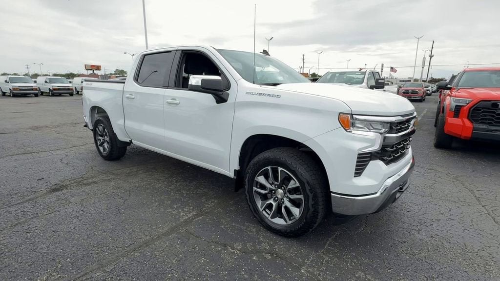 2024 Chevrolet Silverado 1500 LT (2FL)