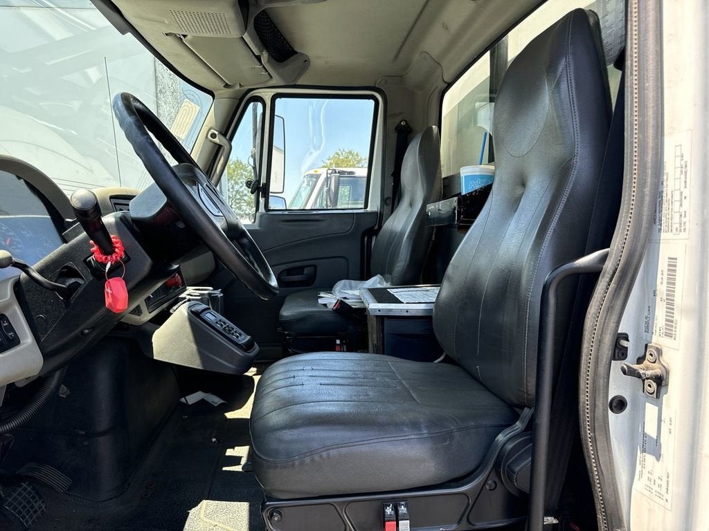 2014 INTERNATIONAL 4100 NA