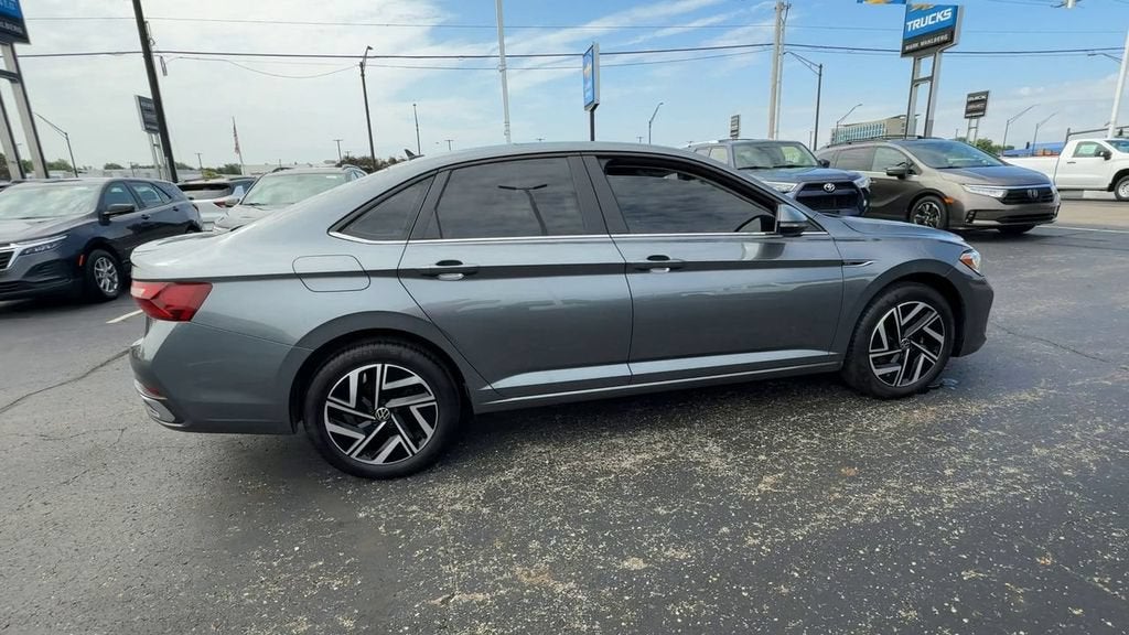 2022 Volkswagen Jetta SEL