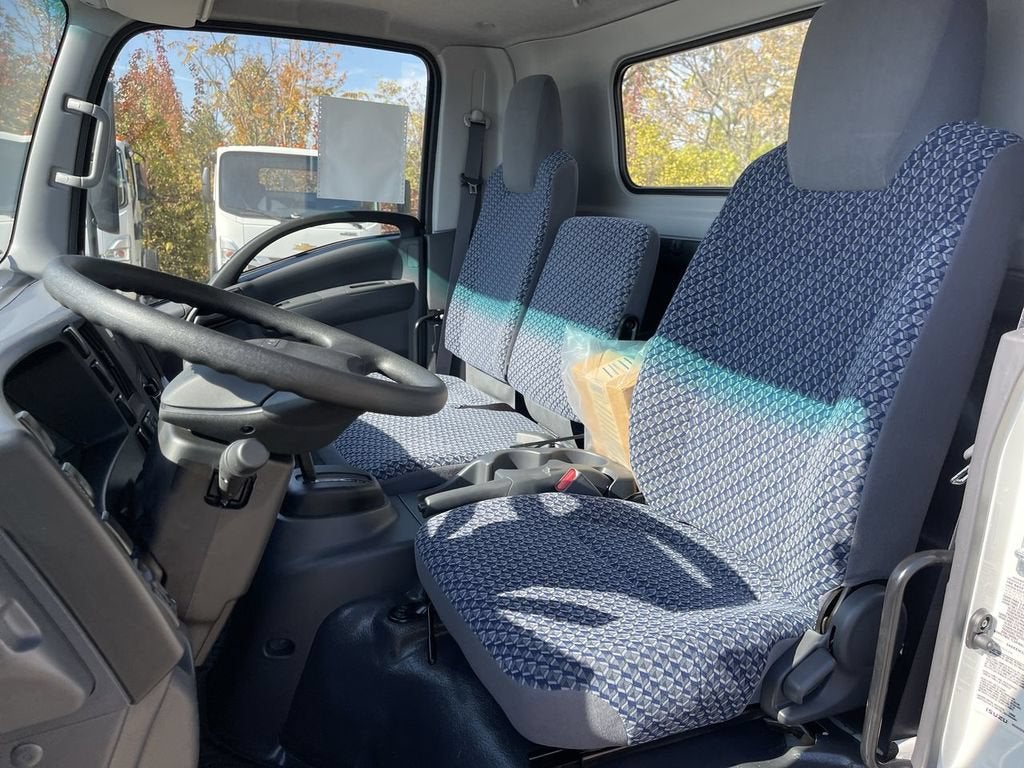 2024 Chevrolet Low Cab Forward 5500 XG NA
