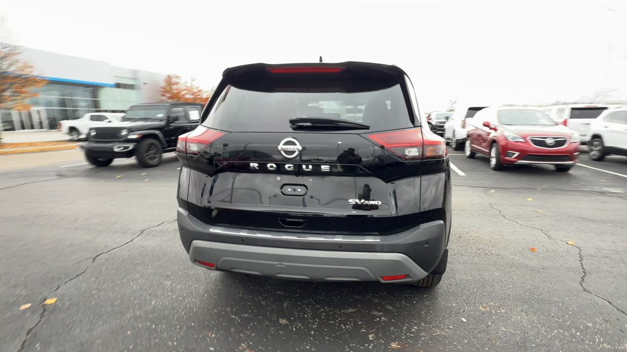 2021 Nissan Rogue SV