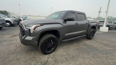 2026 Toyota Tundra Limited CrewMax 5.5' Bed