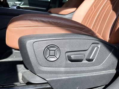 2019 Audi e-tron Premium Plus