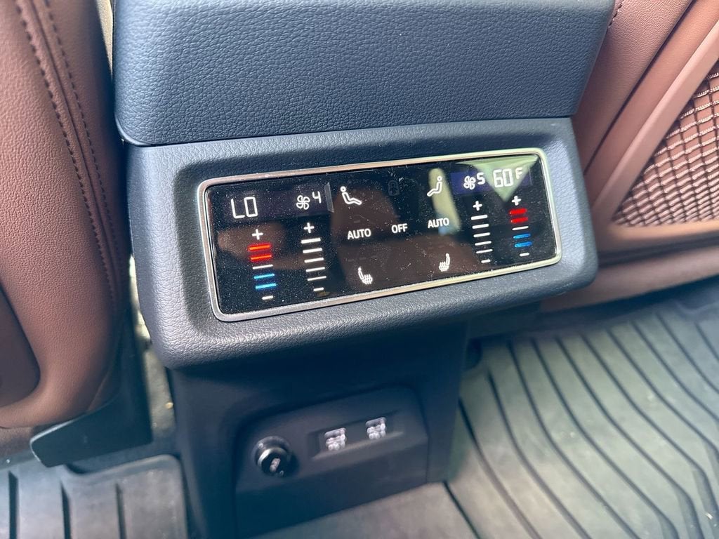 2019 Audi e-tron Premium Plus