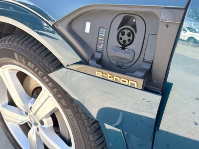 2019 Audi e-tron Premium Plus
