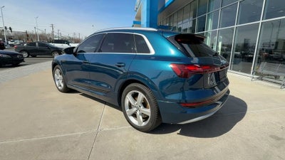 2019 Audi e-tron Premium Plus