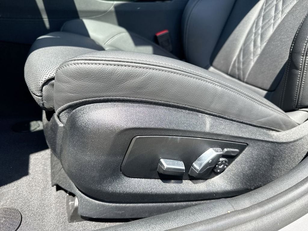 2022 BMW 5 Series 530e xDrive